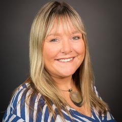 Nadine Frost