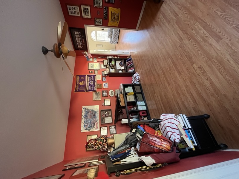 Kathryn Ln interior