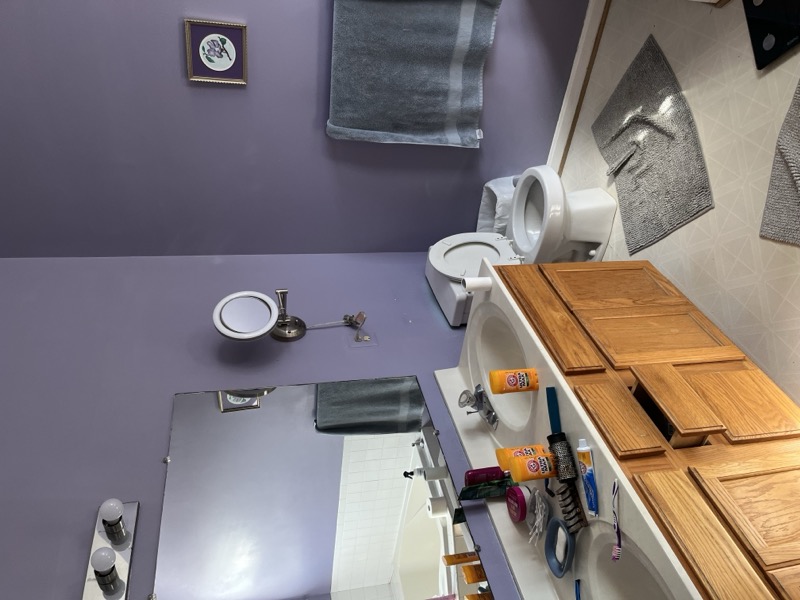 Kathryn Ln interior